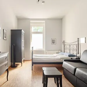  Apartment Nap Club - Stylish & Quiet Base In Vibrant Kiez